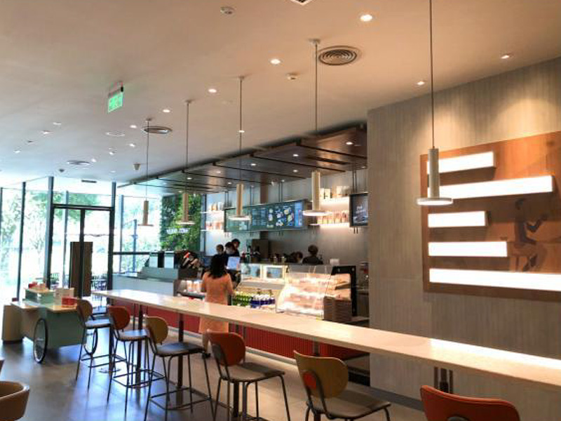 עם הממסד בשנת 2009