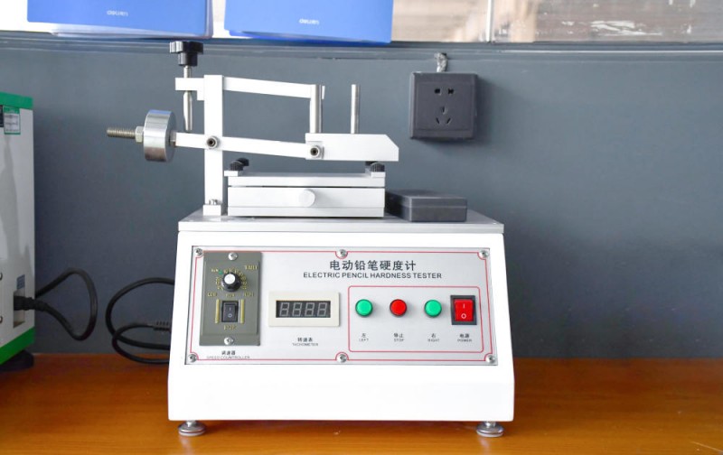 קשיות עיפרון